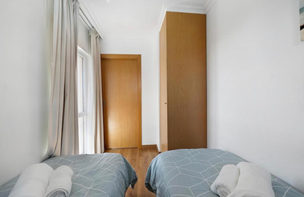 Cozy Apartment With Seaview 300M From The Beach Portimao Luaran gambar