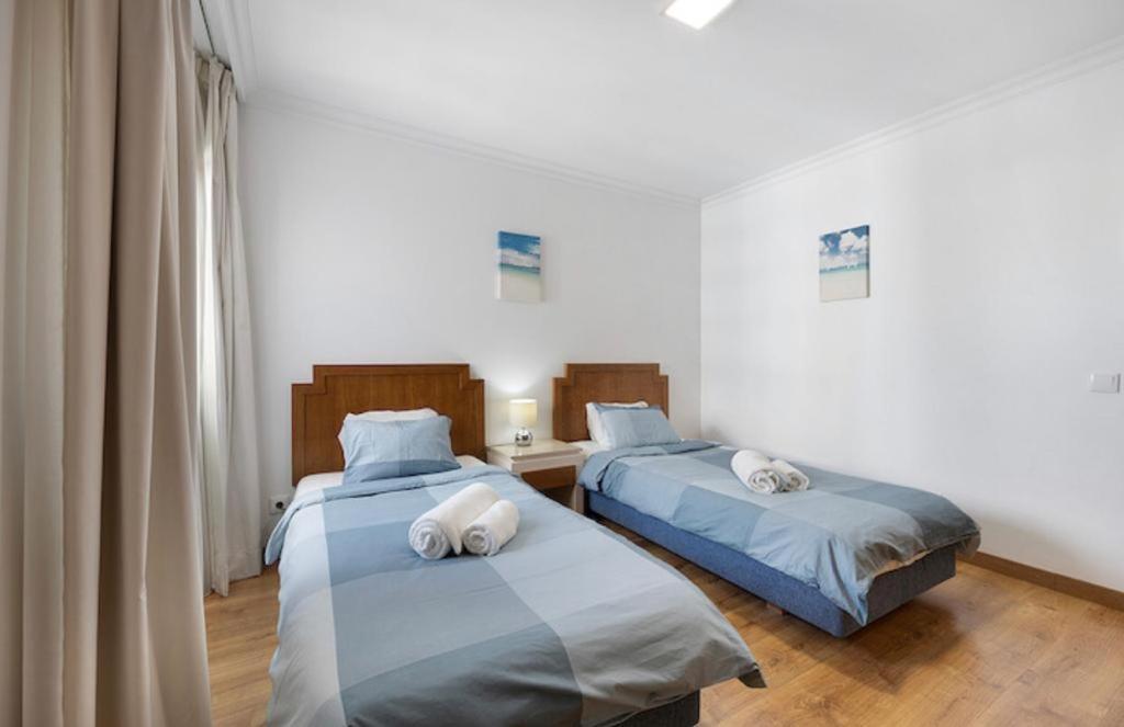 Cozy Apartment With Seaview 300M From The Beach Portimao Luaran gambar